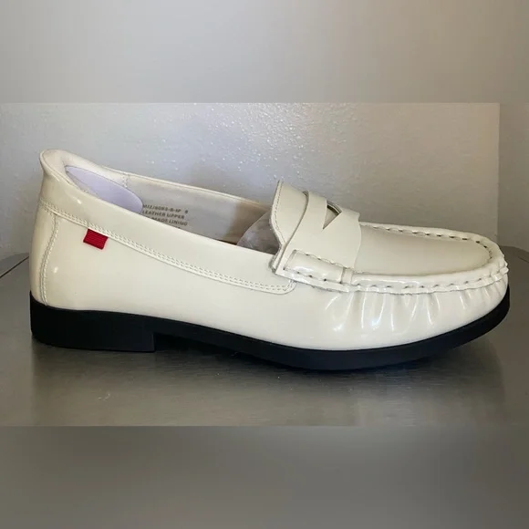 NWT...MARC JOSEPH..WOMENS PATENT LEATHER LOAFERS - Picture 4 of 12